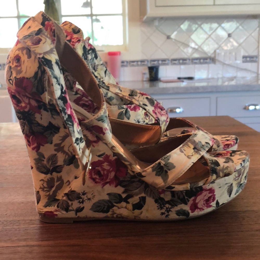 Wedges - Picture 2 of 2